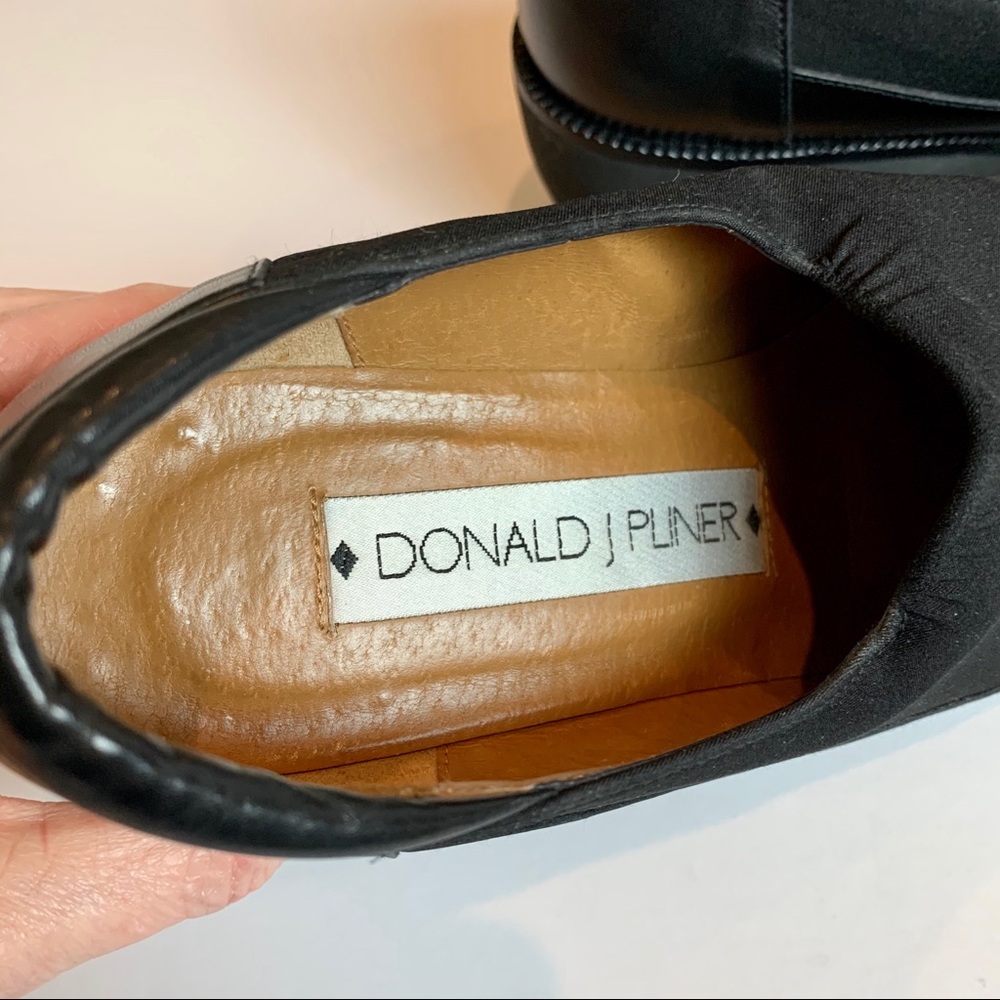 Donald J Pliner Black Wedge Neys Slip On - Picture 4 of 7